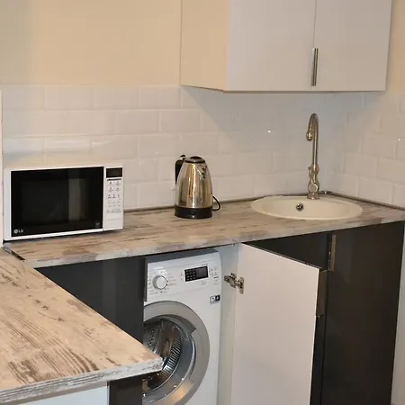 Family Apartment In Avlabari تبليسي المظهر الخارجي الصورة